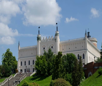 Prezentujemy błogie oraz wystrzałowe apartamenty na sprzedaż w Lublinie. Wnosimy klientom do sprzedania apartament w Lublinie o wysokim standardzie codziennie. Oferujemy prestiżowe apartament na sprzedaż Lublin każdego dnia w niskiej cenie. Zapewniamy optymalne apartamenty do sprzedania na terenie Lublina. Sprawdź oferty apartamentów na sprzedaż w Lublin. Zapraszamy już dziś do kontaktu!